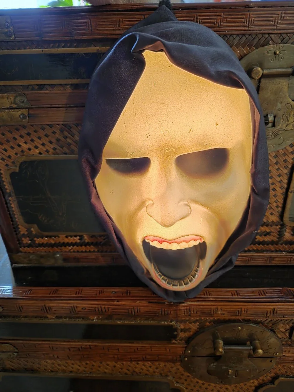 Vintage HALLOWEEN Gemmy Light Up Mask Hanging Decor 2008 WINDOW LEECHERS Works